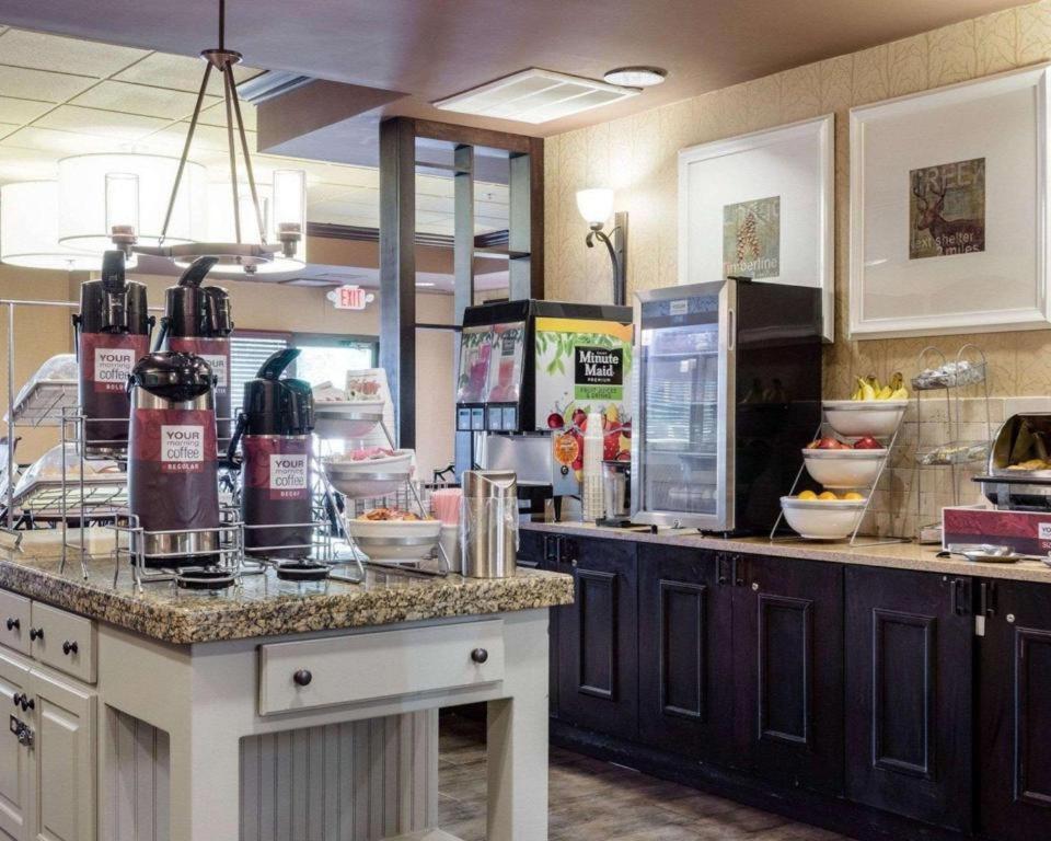 Comfort Suites Starkville Ngoại thất bức ảnh