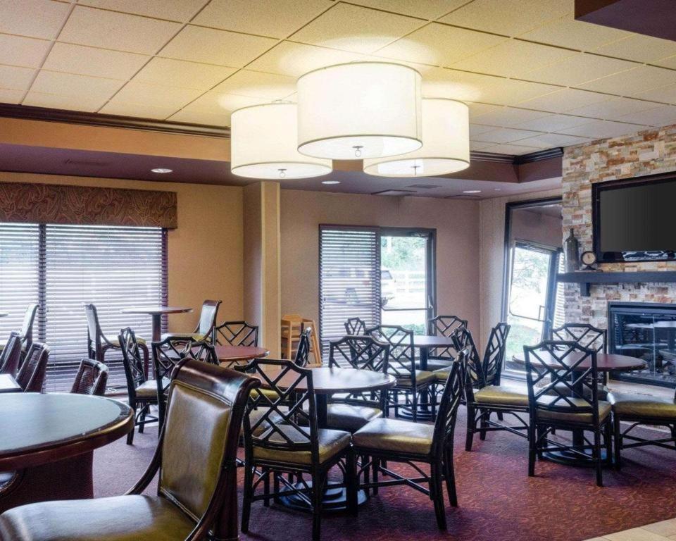 Comfort Suites Starkville Ngoại thất bức ảnh