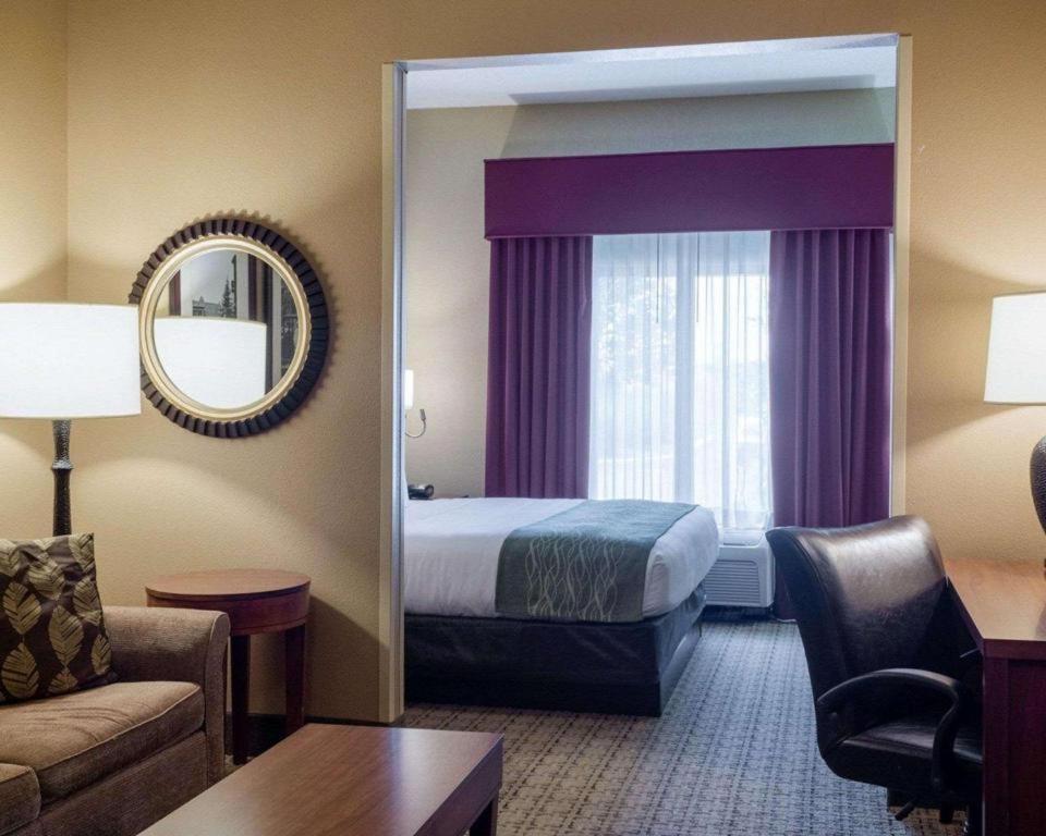 Comfort Suites Starkville Ngoại thất bức ảnh